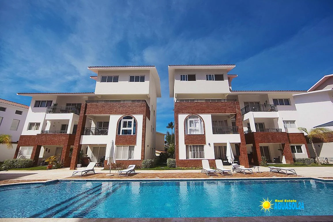 Coral Village in Punta Cana, view 1 of 10