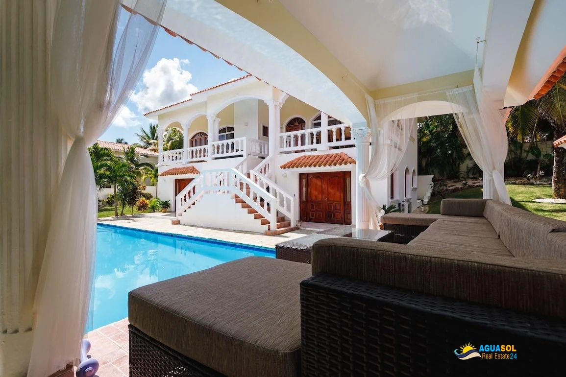 For sale villa in Cabarete EncuentroID 0455, view 1 of 10