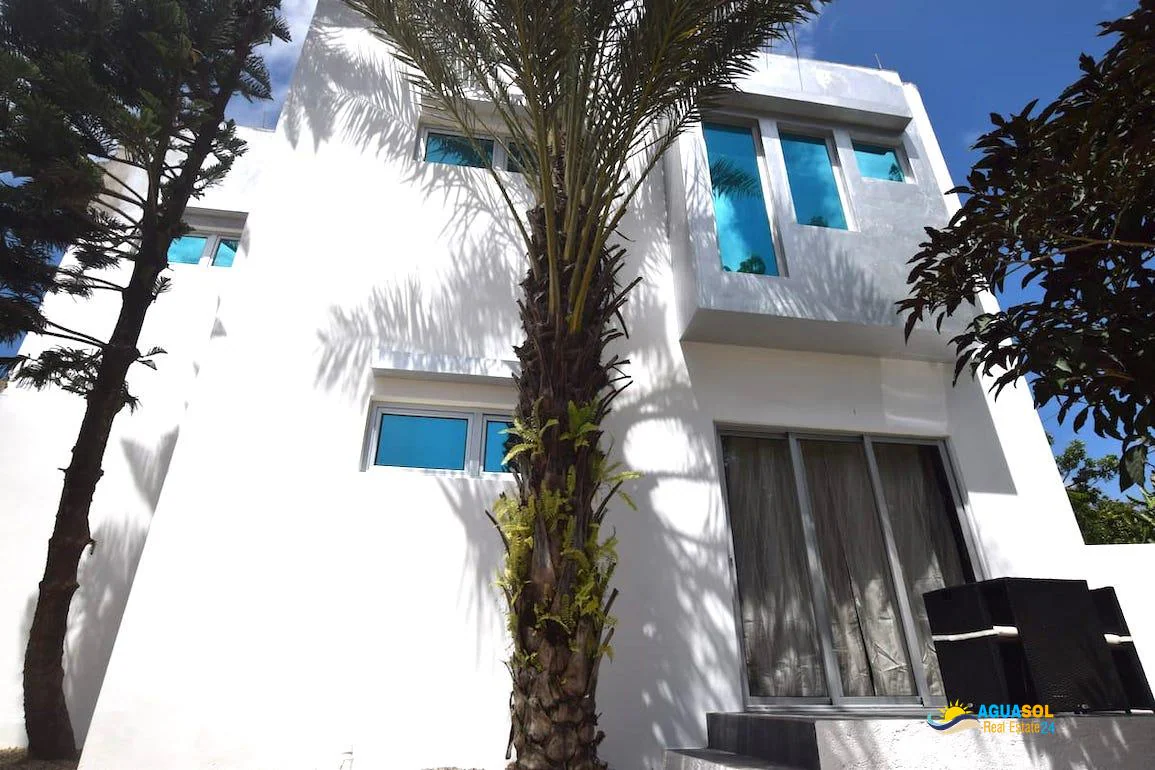 Renovated villa in Sosua, view 1 of 7