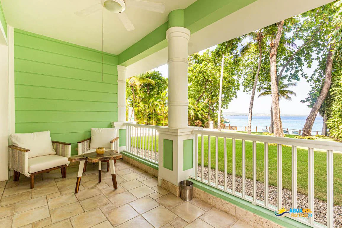 For sale condo oceanfront in Sosua, view 1 of 9