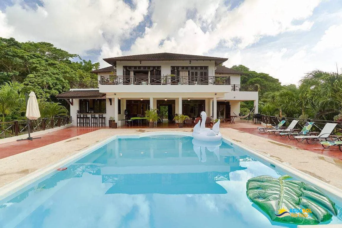 Ocean View Villa for Sale in Samana, view 1 of 11