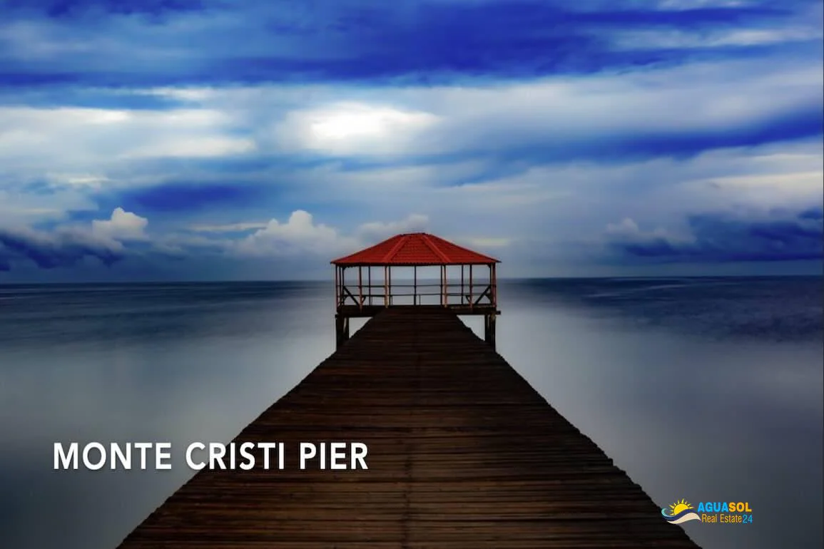 Hotel for sale in Monte Cristi, view 1 of 11