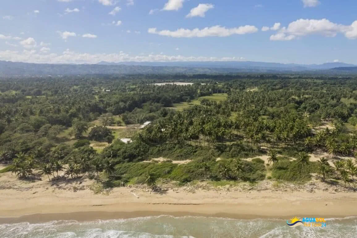 For sale lot oceanfront in Cabarete, view 1 of 4