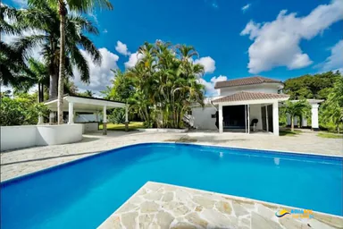For Sale 3-Bedroom Villa in Sosua, Sosúa, 1 of 16