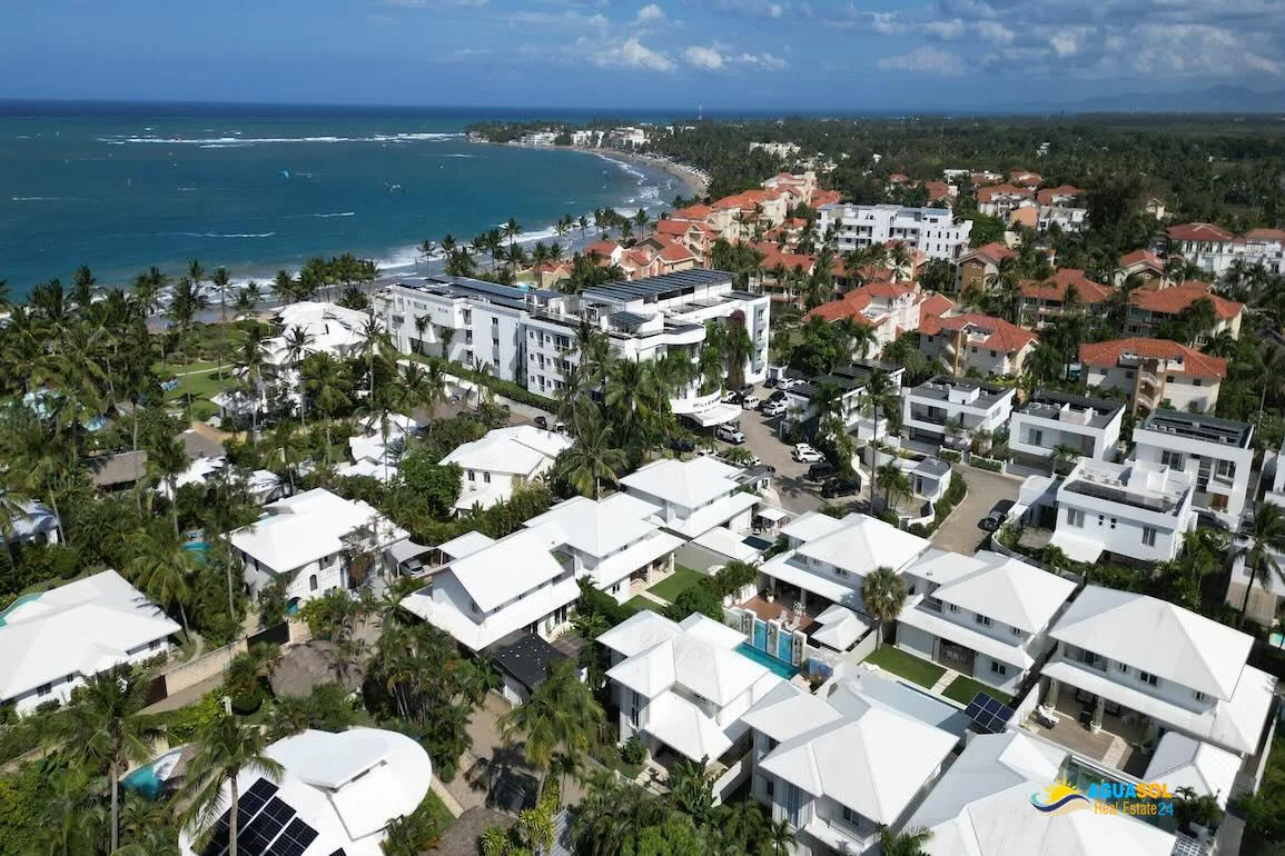 For sale villa in Cabarete Beach, view 1 of 9