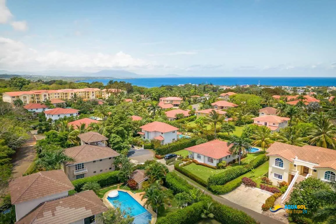 For Sale Villa in Hispaniola Sosua, view 1 of 8