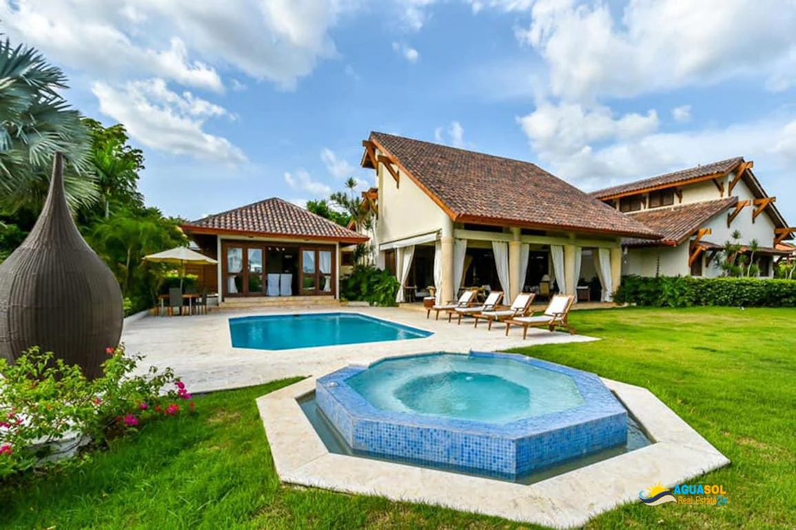 For sale villa Casa de Campo, view 1 of 8