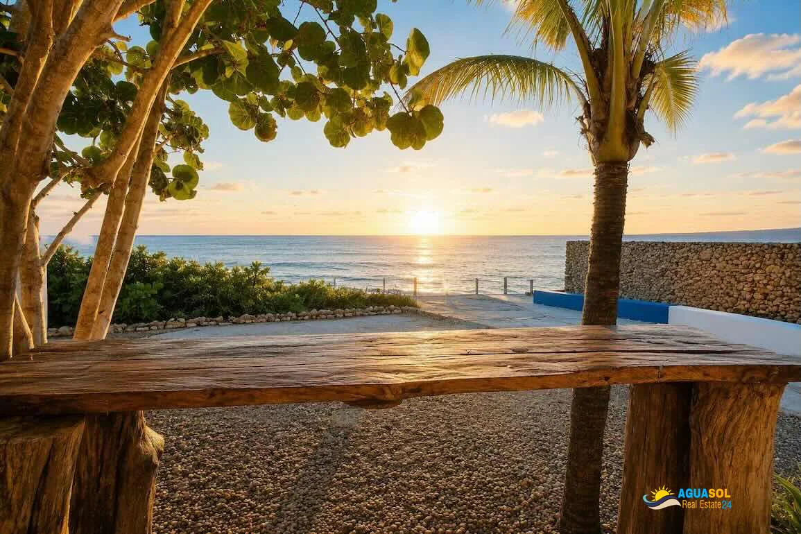 Oceanfront House in La Isabela Luperón, view 1 of 6
