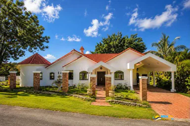 Villa for Sale in Sosua with Mountain Views, Sosúa, 1 of 8