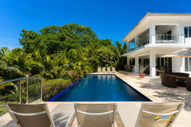 Luxury 6-Bedroom Villa in Sosua, Sosúa, 1 of 8
