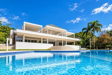 Beachfront Villa for Sale in Playa Chiquita, Sosua, Sosúa, 1 of 13