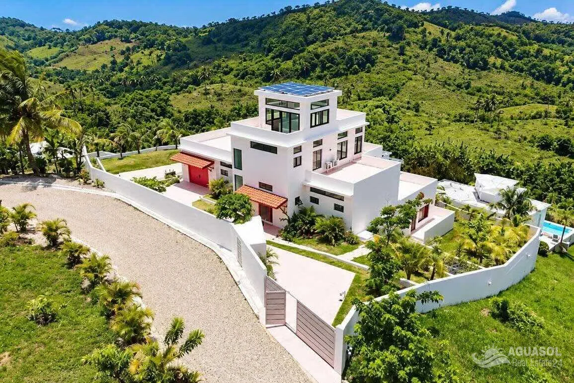 5-Bedroom Villa for Sale in Río San Juan - photo 9