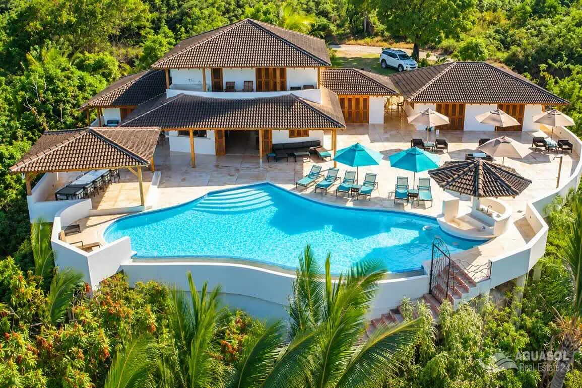 5-Bedroom Ocean View Villa for Sale in Playa Coson, Las Terrenas - photo 1