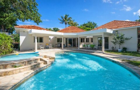 2 Bedroom Villa for Sale in Playa Laguna Sosua