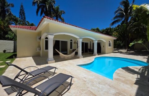 3-Bedroom Villa for Sale in Perla Marina