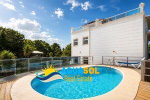 Boutique Hotel for Sale in Sosua Downtown — 23 Room